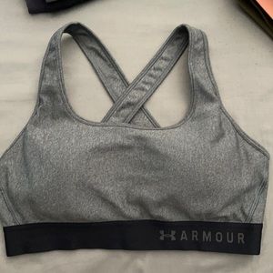 Under Armour sports bra size L